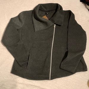 Activ8 sz Large, zipper front fleece jacket. NWTs